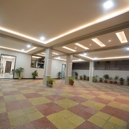 Our Nest Banjara Hotel Hyderabad Exterior foto