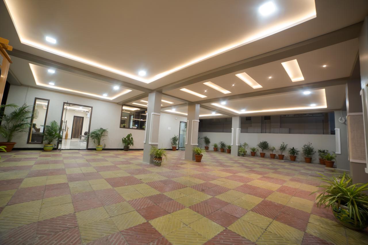 Our Nest Banjara Hotel Hyderabad Exterior foto
